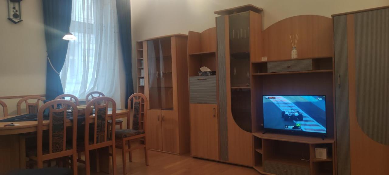 2-Room Appartment Near Westbahnhof فيينا المظهر الخارجي الصورة